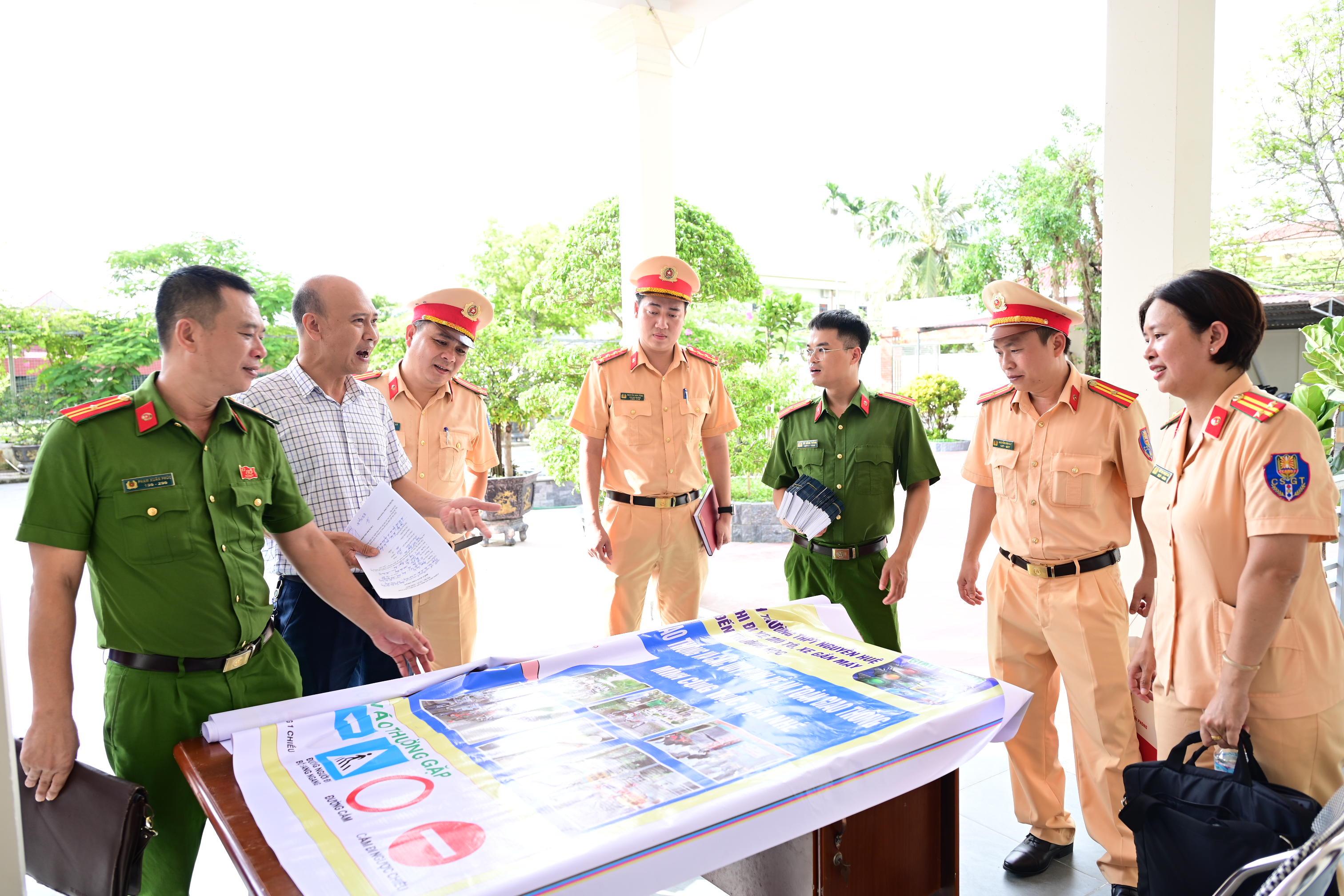 Phòng Cảnh sát giao thông: Tăng cường tuyên truyền, đảm bảo an toàn giao thông đầu năm học tại các trường học